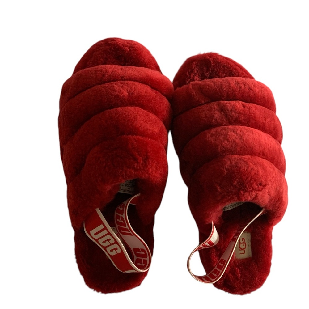 UGG WOMEN'S FLUFF YEAH SLIDE RED SANDAL SIZE 9